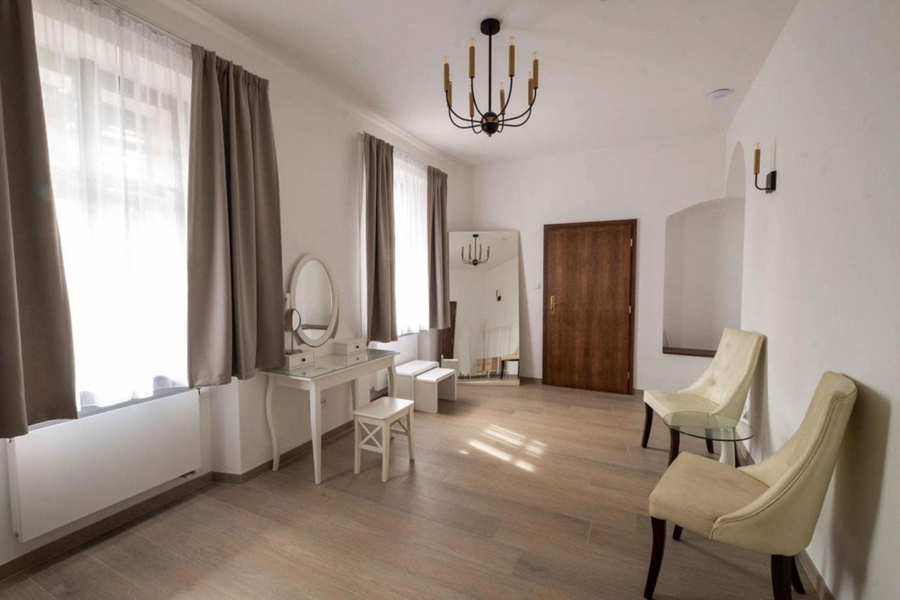 Hotel Penzion Stara Posta Kovalovice Zewnętrze zdjęcie